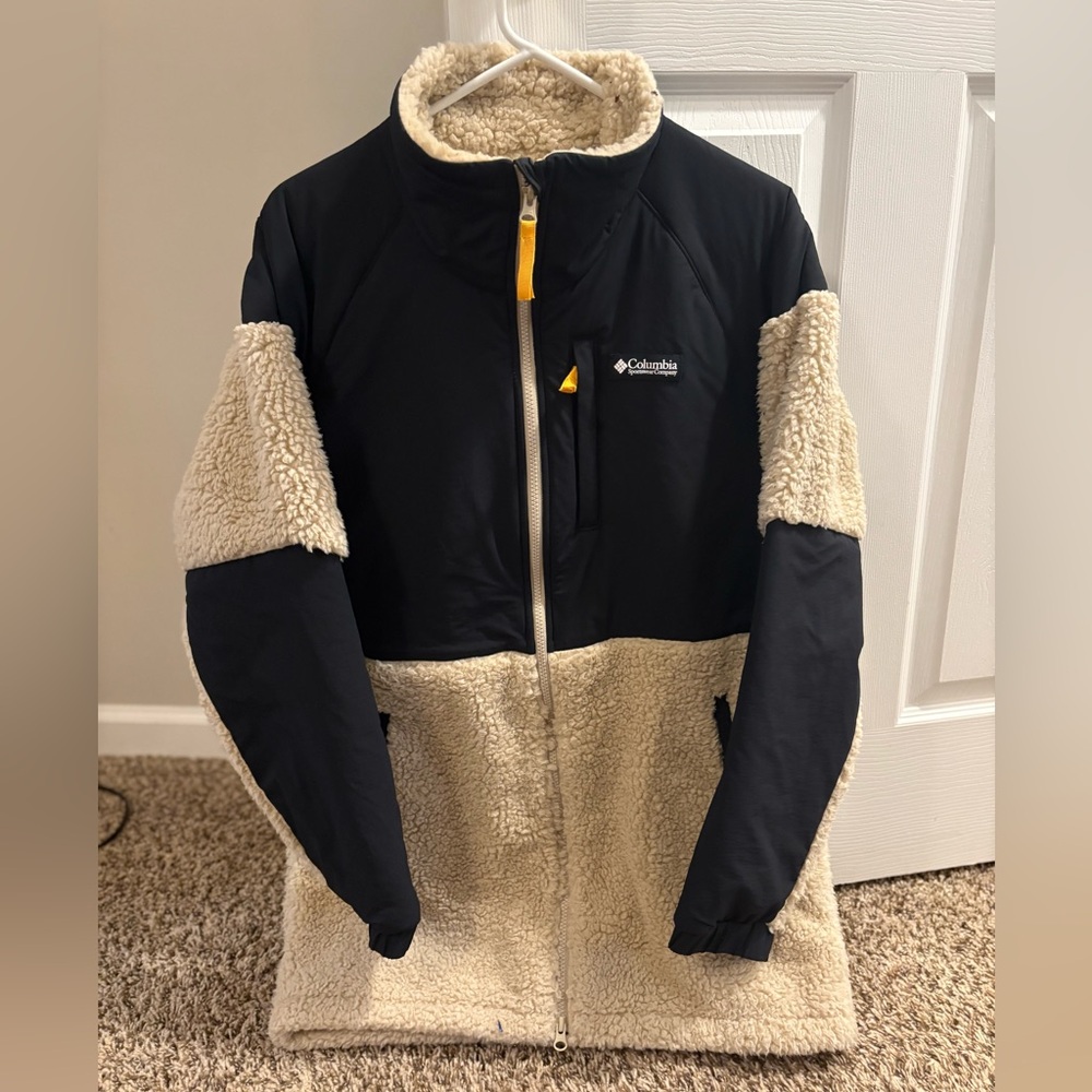 Columbia Beige Fleece Sherpa Jacket